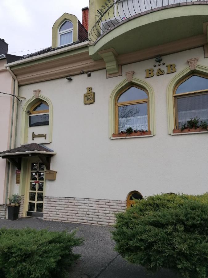 Bianco Apartment Sopron Exterior photo
